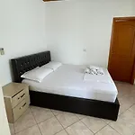 Apartahotel Vladmir Sela Ksamil