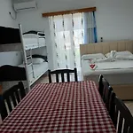 Vladmir Sela Apartmanhotel *