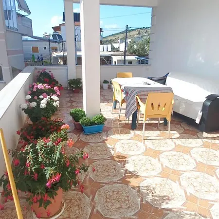 Vladmir Sela Apartahotel Ksamil