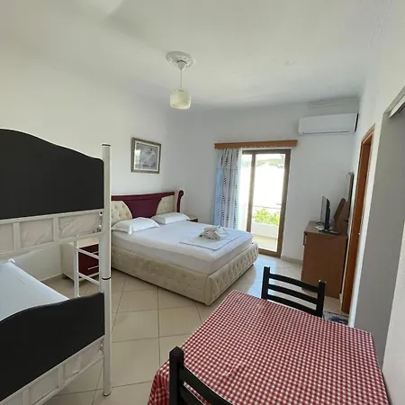 Vladmir Sela Aparthotel Ksamil