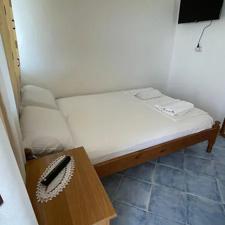 Aparthotel Vladmir Sela Ksamil