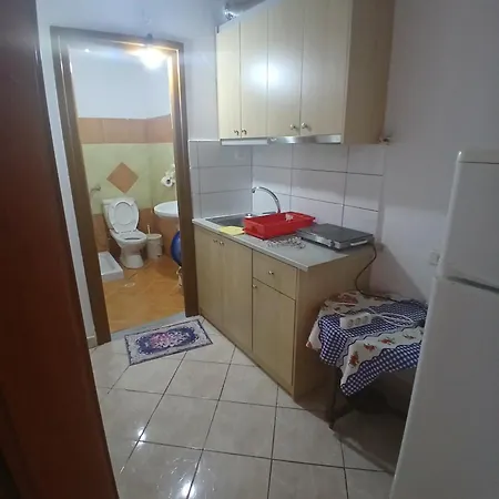 Apart Otel Vladmir Sela Ksamil