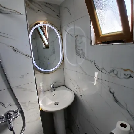 Vladmir Sela Aparthotel *